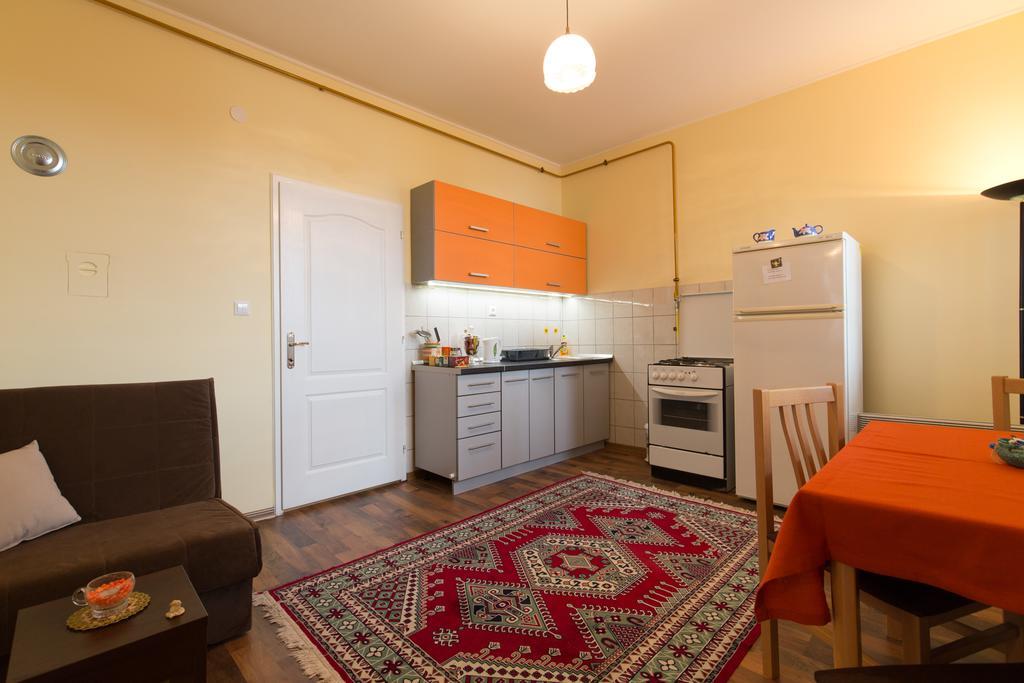 Apartment Honey Free Parking Saraievo Exterior foto