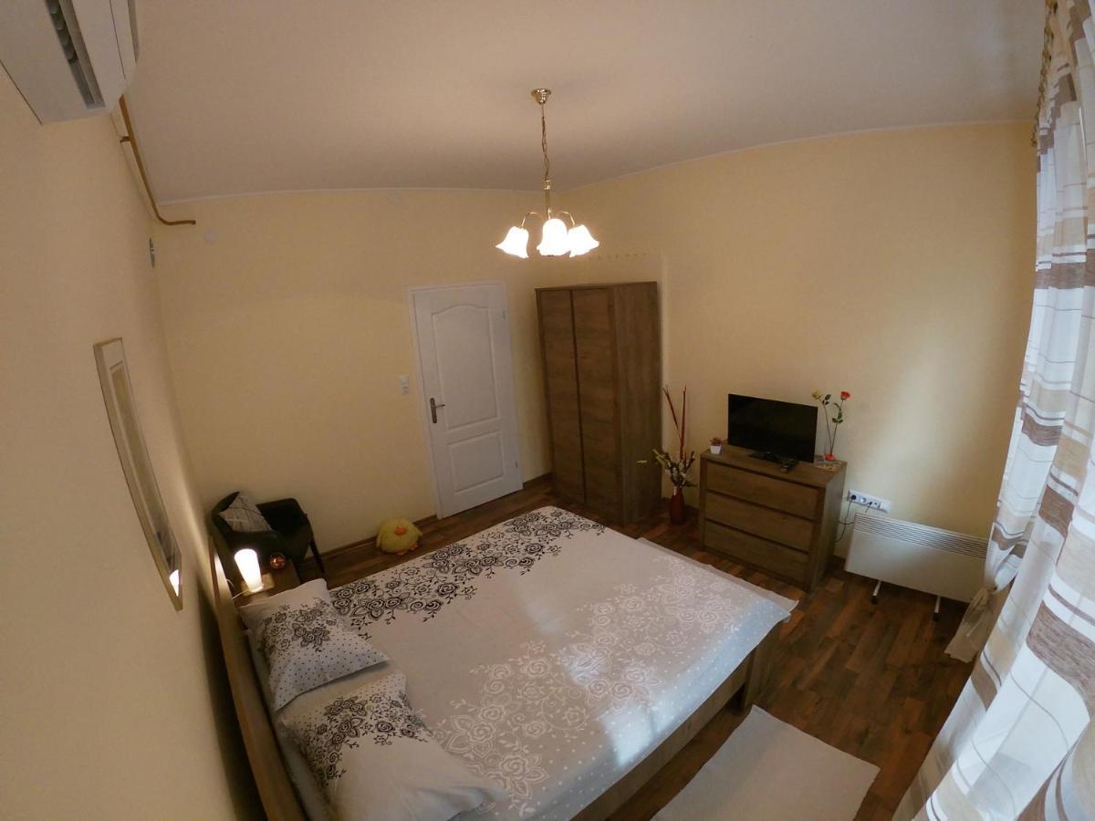 Apartment Honey Free Parking Saraievo Exterior foto