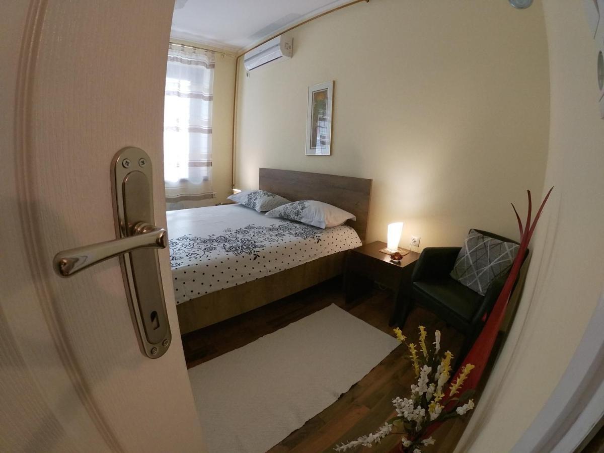 Apartment Honey Free Parking Saraievo Exterior foto